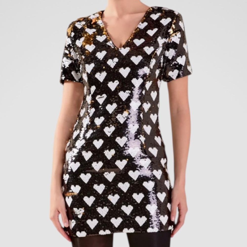 NWT Endless Rose Heart Reverse Sequin Dress Size Large